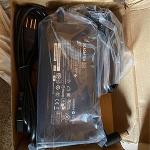 AC/DC ADAPTER